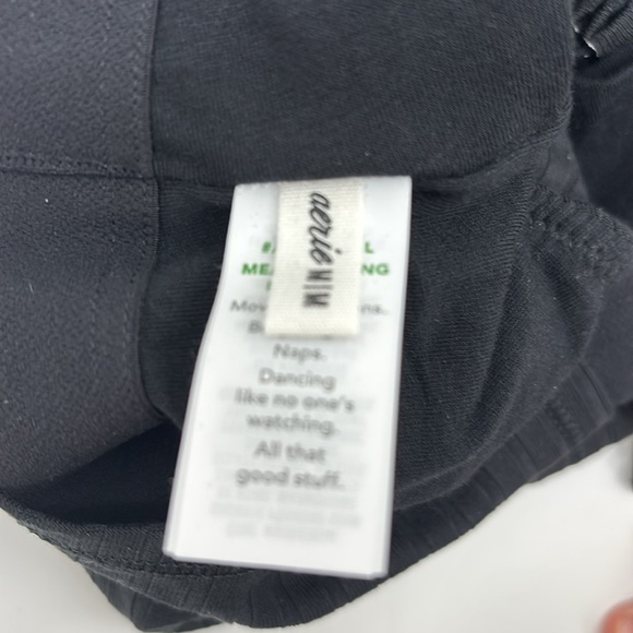 Aerie Ribbed Black Strappy Crop Top with lace detail size Medium NWT - Picture 8 of 11